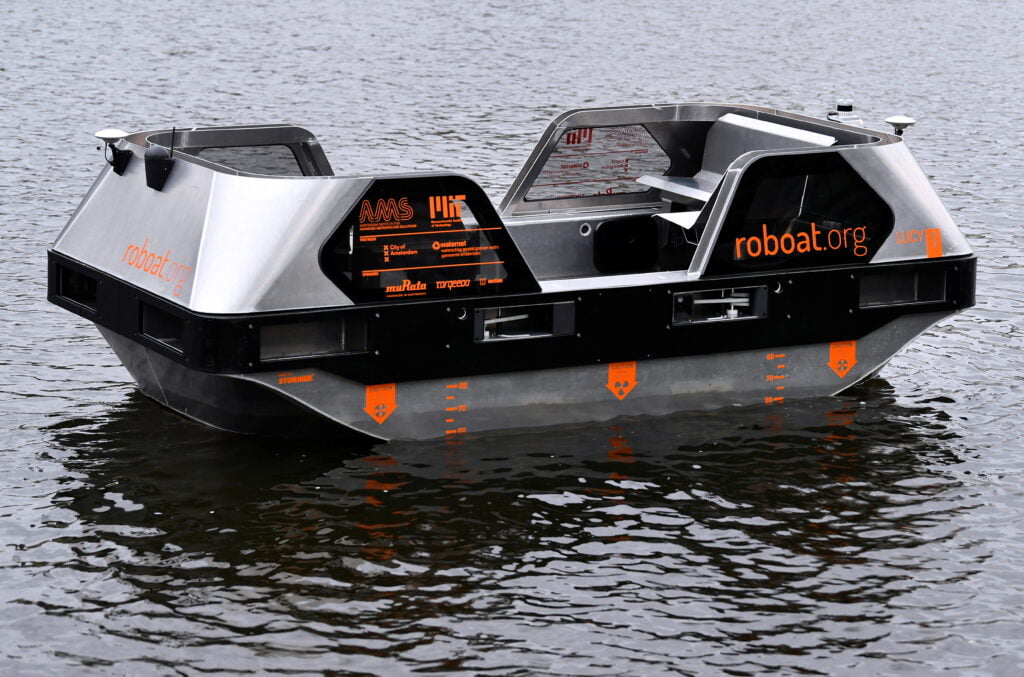 Roboat auf dem Wasser